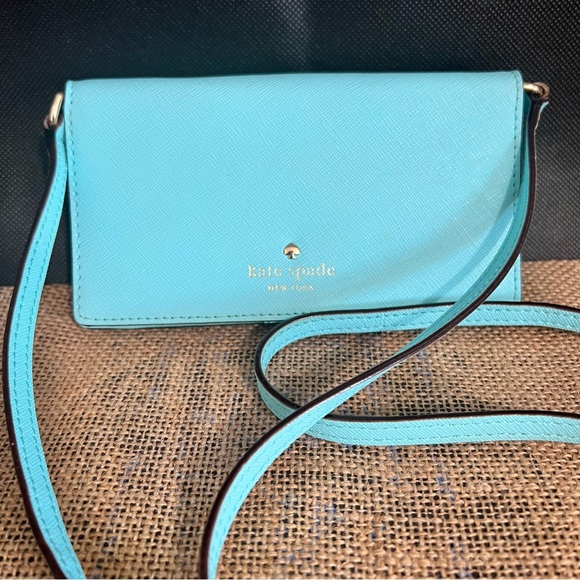 kate spade Handbags - Kate Spade ♠️ Crossbody Phone/ Wallet